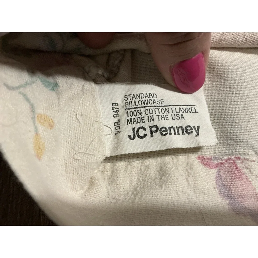2pc Vtg JC Penney Shabby Chic Style Butterfly Floral STANDARD Pillowcases USA